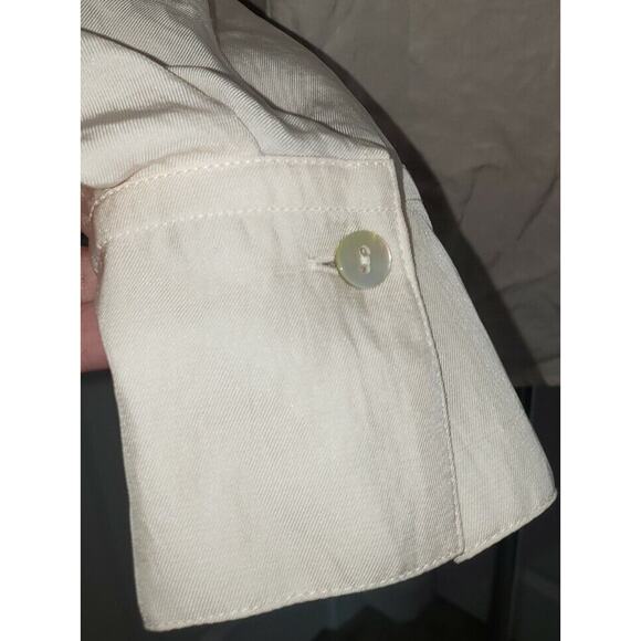 Vince Women’s Small Cream Button-Up Blouse Boxy Fit Lightweight Fluid Top - Picture 9 of 13